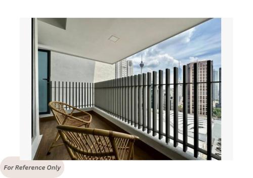 陽台/露台, 科洛尼吉隆坡城中城無邊泳池 – 雙子塔吉隆坡城中城豪華泳池景觀套房 (The Colony KLCC Infinity Pool | 双子塔KLCC豪华泳池景观套房) in 秋傑/太子世界貿易中心