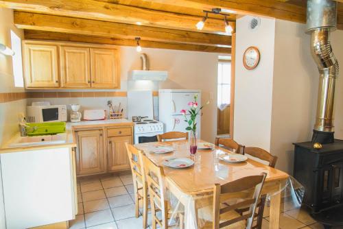 Gîte Gîte 2/4 personnes à La Grandville (Gite Gite 2/4 personnes a La Grandville) in Bedoues