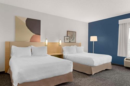 Spark By Hilton Newcomerstown Spark By Hilton Newcomerstown