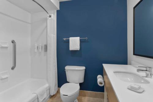 Spark By Hilton Newcomerstown Spark By Hilton Newcomerstown