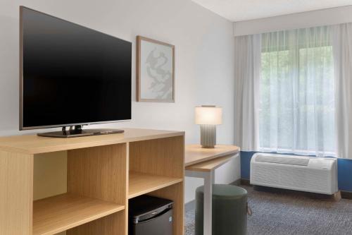 Spark By Hilton Newcomerstown Spark By Hilton Newcomerstown