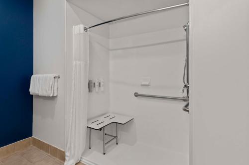 Spark By Hilton Newcomerstown Spark By Hilton Newcomerstown