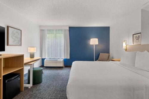 Spark By Hilton Newcomerstown Spark By Hilton Newcomerstown