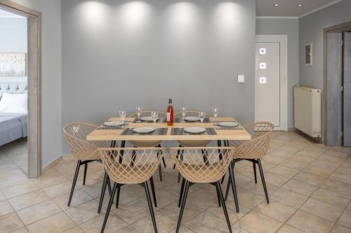 Foteinis central apartment