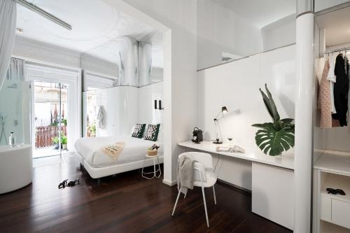 Chic & Basic Born Boutique Hotel - image 2