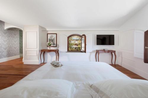 Deluxe Villa image 10
