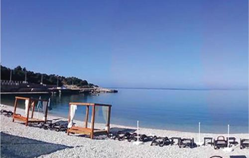 A szálláshely kívülről, Beautiful Apartment In Utjeha in Utjeha