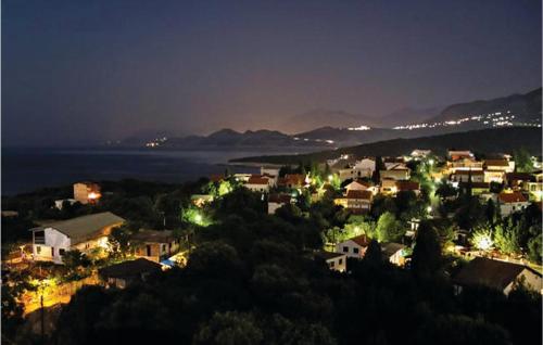 A szálláshely kívülről, Beautiful Apartment In Utjeha in Utjeha