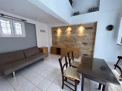 Marva Deluxe in Arkalochori