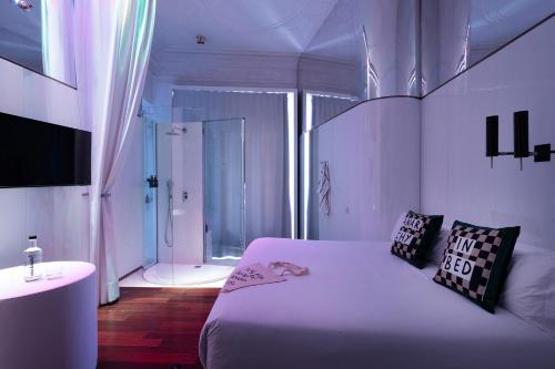 Chic & Basic Born Boutique Hotel - image 12