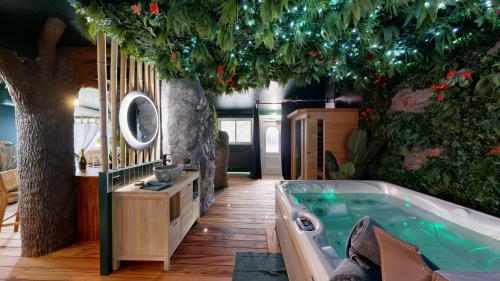 Jungle Love Room, Tuluza (zdjęcie 7)
