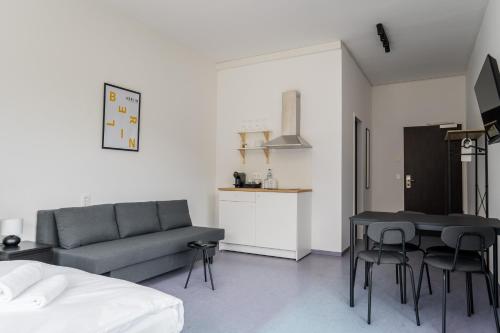 Apartmenthaus Berlin Neukölln - image 2