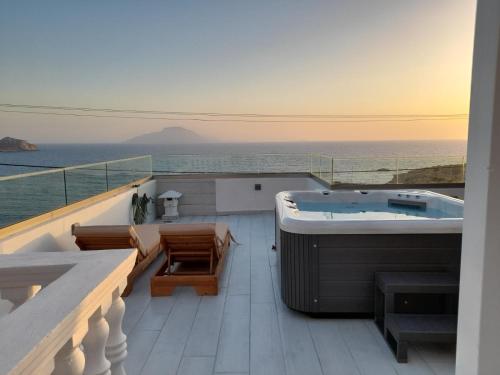 Hotel Finiki View
