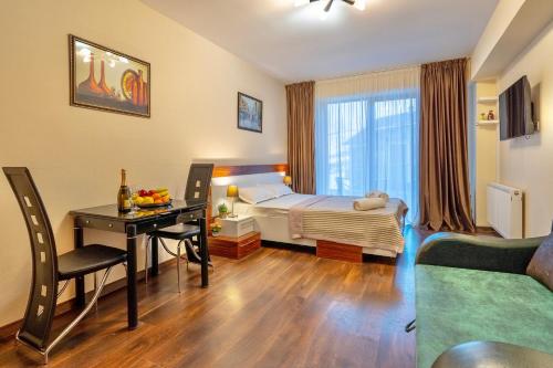 Suite with Balcony