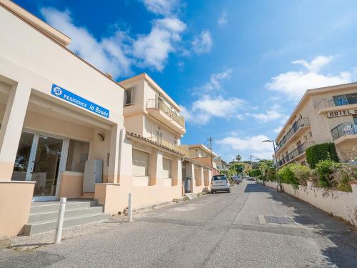 Apartment La Bouee-1 by Interhome in Saramartel
