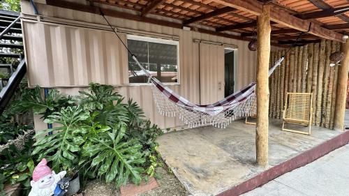 Double Room with Pool View image 8