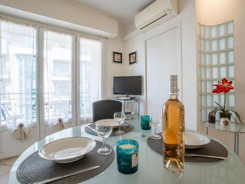 Apartment Le Cheverny by Interhome 4