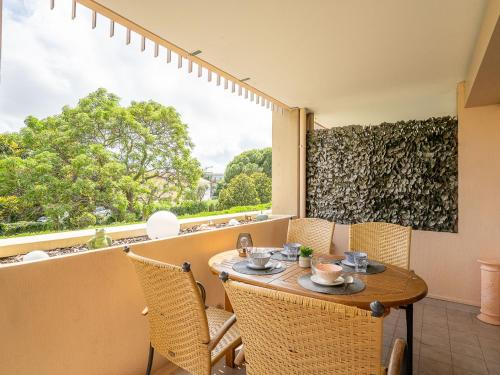 Apartment Le Mandarin by Interhome in La Fontonne