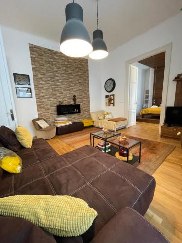 Amber Pearl Apartment 2 rooms and 2 bathrooms at Kálvin Square, Budapest (photo 5)