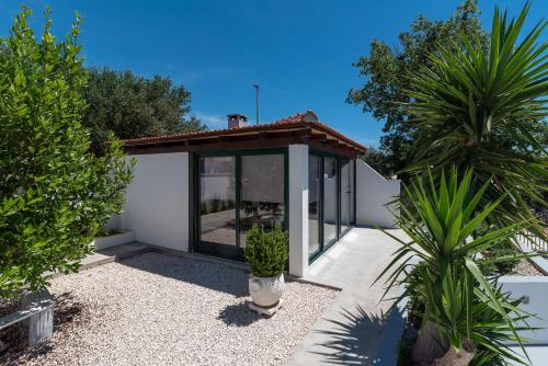 Dārzs, Villa Alina with heated pool in Rogoznica