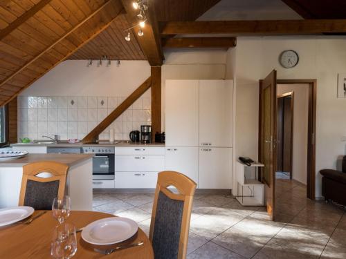 Apartment Eifelnatur - Haus 1-3 by Interhome in 伊梅拉特