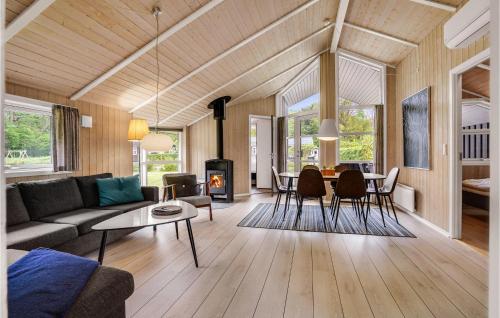  Holiday Home Pøt Strandby Juelsminde T in Sønderby