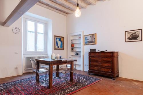 Bramante Flexyrent apt AC, Milán