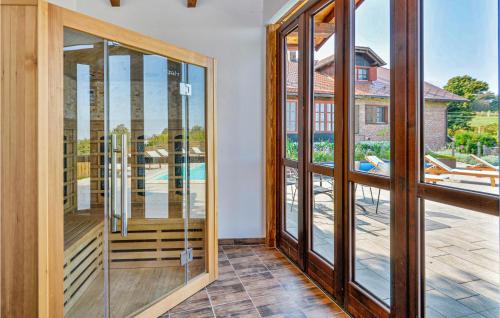 Dārzs, Nice Home In Ludbreg With Sauna in Leticani