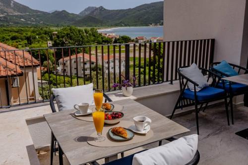 ห้องอาหาร, Hotel AQUILO in เปโตรวาซ