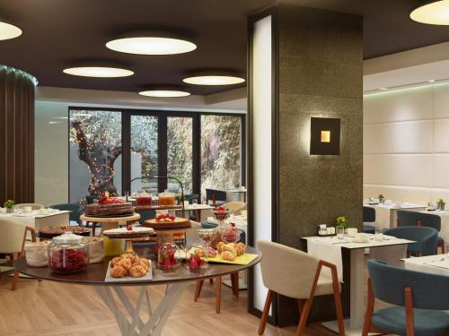 H10 Urquinaona Plaza, Barcelona (fotografie 10)
