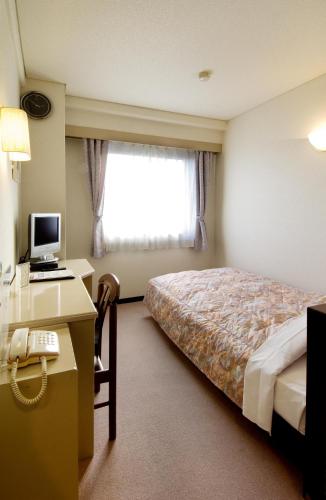 Hotel Sunshine Tokushima - Tap to explore photos