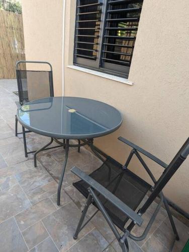 Sadržaji, Benemanuel Oasis in Beer Sheva