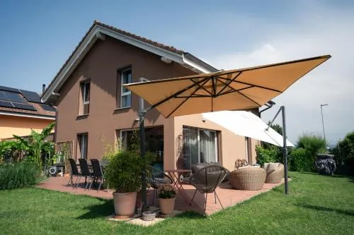 Villa Val - Charmante maison au cœur de Vallon in Grandcour, Schweiz