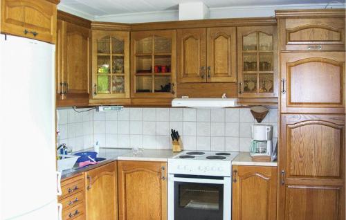 ห้องครัว, Two-Bedroom Holiday Home In Vimmerby in วิมเมอบีย์