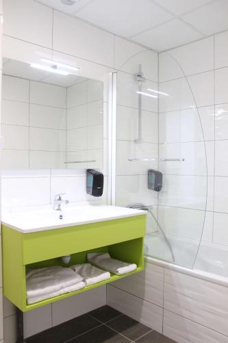 Brit Hotel Brive La Gaillarde - Restaurant La Limousine - image 3