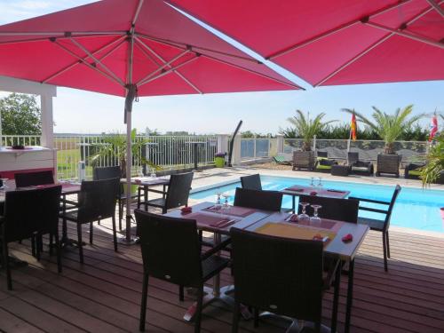 Вид, Brit Hotel Confort Dijon Sud in Кушей