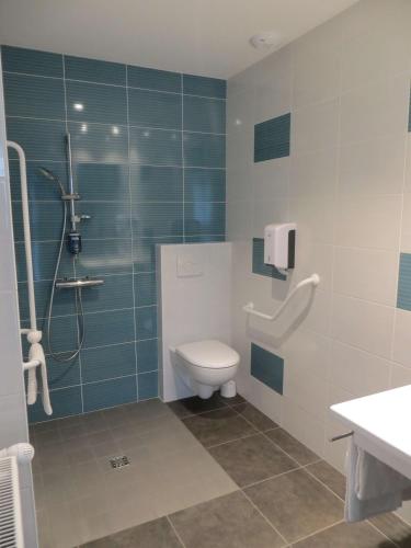 Brit Hotel Hermes - image 14