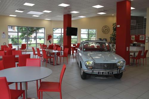 Brit Hotel*** Montargis - le Relais du Miel