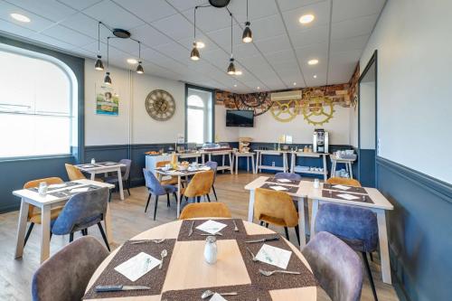 Food and beverages, Brit Hotel Roanne - Le Grand Hotel in Roanne