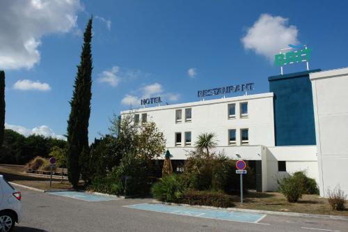Brit Hotel Marseille Aeroport - 숙소 외관