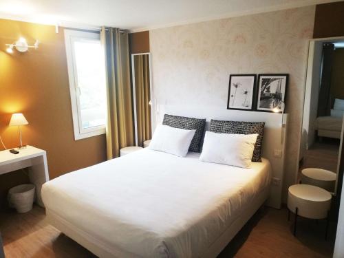 Brit Hotel Marseille Aéroport - Hôtel - Les Pennes-Mirabeau