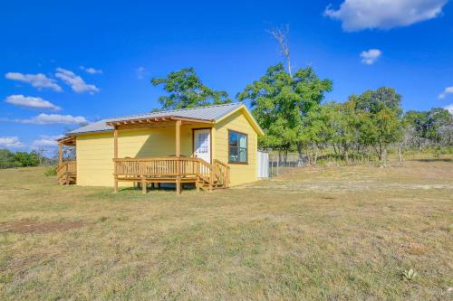 Ranch Cabin with Decks 10 Mi to Fredericksburg - image 13