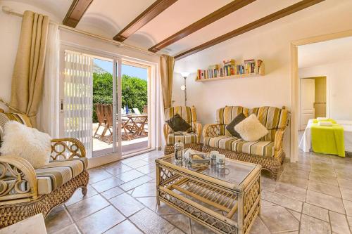 المرافق, Villa Jessie by Villa Plus in Montgo de Toscamar