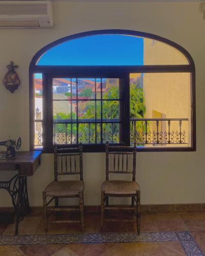 Iekārtas, Casa Lares in Casas de Don Pedro