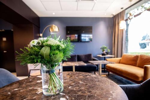 Brit Hotel Du Stade Rennes Ouest - image 14