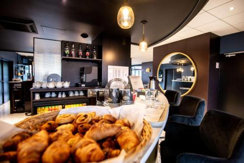 Brit Hotel Du Stade Rennes Ouest - image 8