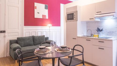 廚房, BonAppart 4 - Charme Napoléonien & Confort (BonAppart 4 - Charme Napoleonien & Confort) in 聖皮耶爾廣場