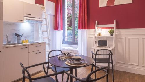 廚房, BonAppart 4 - Charme Napoléonien & Confort (BonAppart 4 - Charme Napoleonien & Confort) in 聖皮耶爾廣場