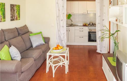 1 Bedroom Nice Apartment In Torrevieja in El Chaparral