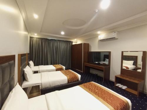 Al Masem Serviced Apartments - Al Olaya - Exit 5 - Tap to explore photos